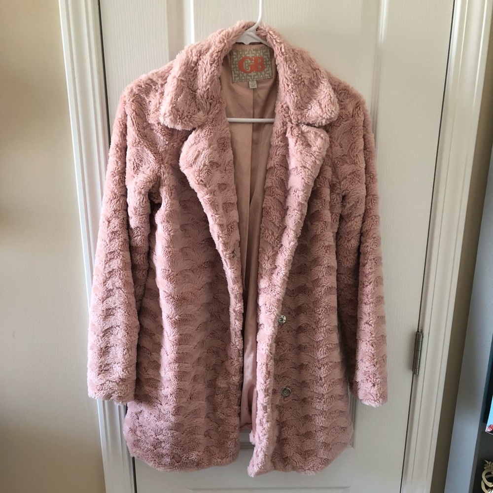 Pink faux fur Gianni Bini Coat